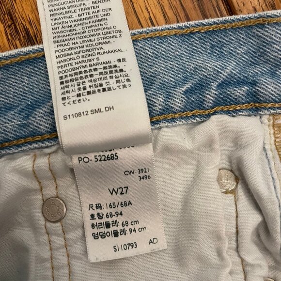 Levi's 501 Jean Cutoff Shorts Light Blue W27 - Picture 4 of 4